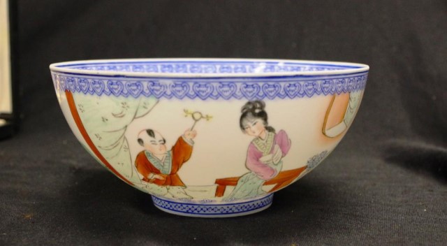 Chinese hand painted eggshell porcelain bowl