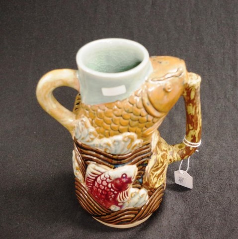 Oriental fish form ceramic vase - Image 2 of 4
