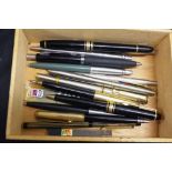 Box of assorted vintage ballpoint & fountain pens