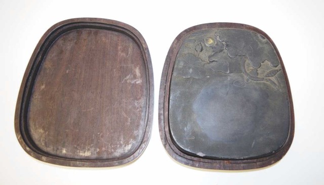 Good early Chinese rosewood cased inkstone - Image 2 of 3