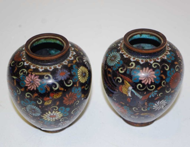 Japanese Meiji period pair of cloisonne vases - Image 2 of 3