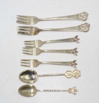 Quantity of various sterling silver souvenir ware