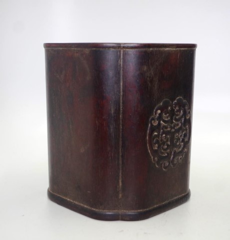 Chinese carved wood brush pot - Image 3 of 3
