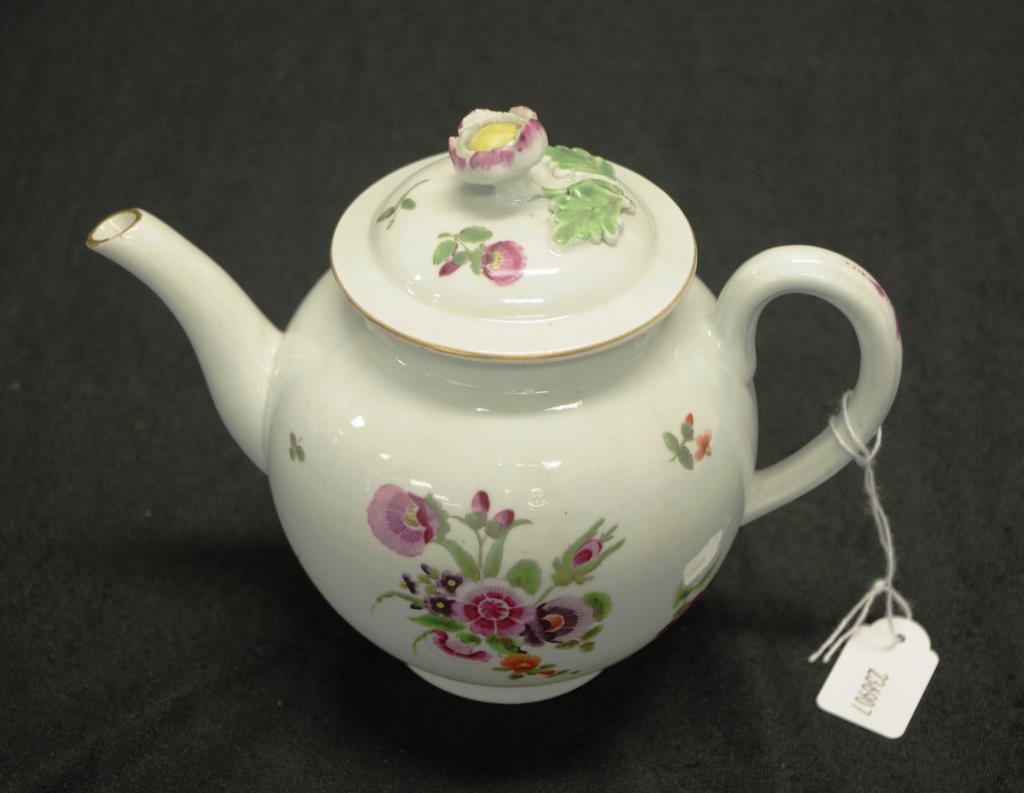 Late 18th C: Dr Wall, Worcester teapot C:1770 - Image 2 of 3