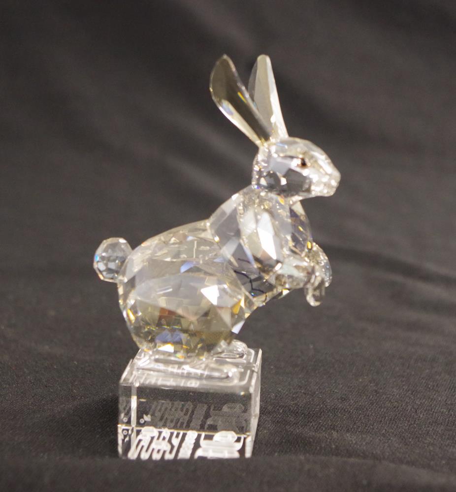 Swarovski Chinese Zodiac rabbit figure - Image 2 of 4