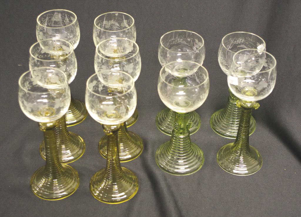 Suite German amber stemmed wine glasses - Image 2 of 3