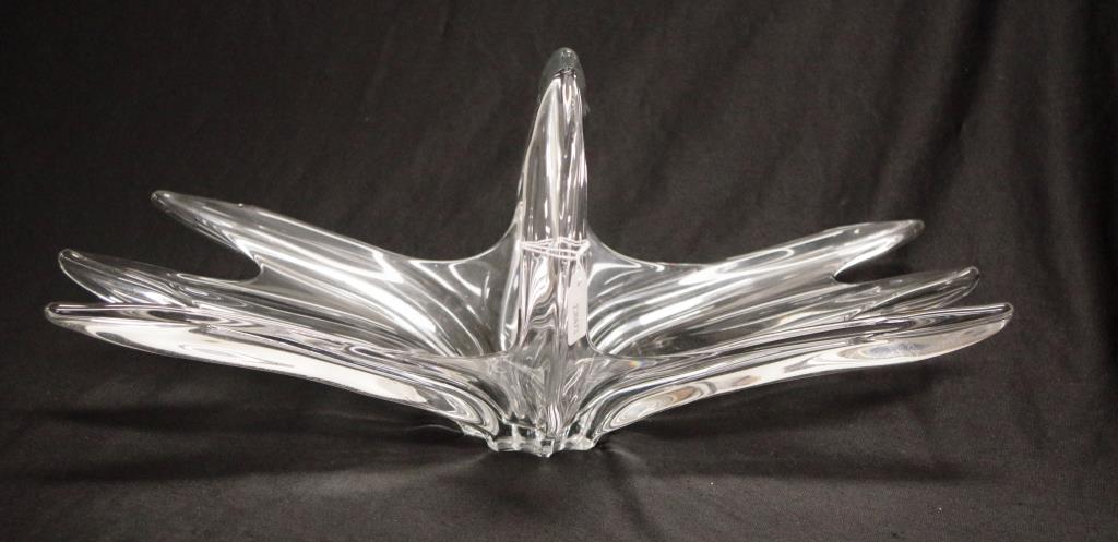 French art glass decorative centrepiece bowl - Image 2 of 3