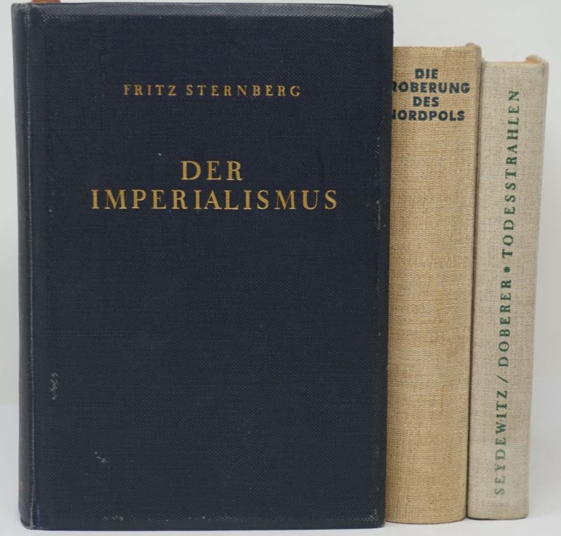 Sternberg, Fritz: Der Imperialismus (2 Exemplare) + Beigabe