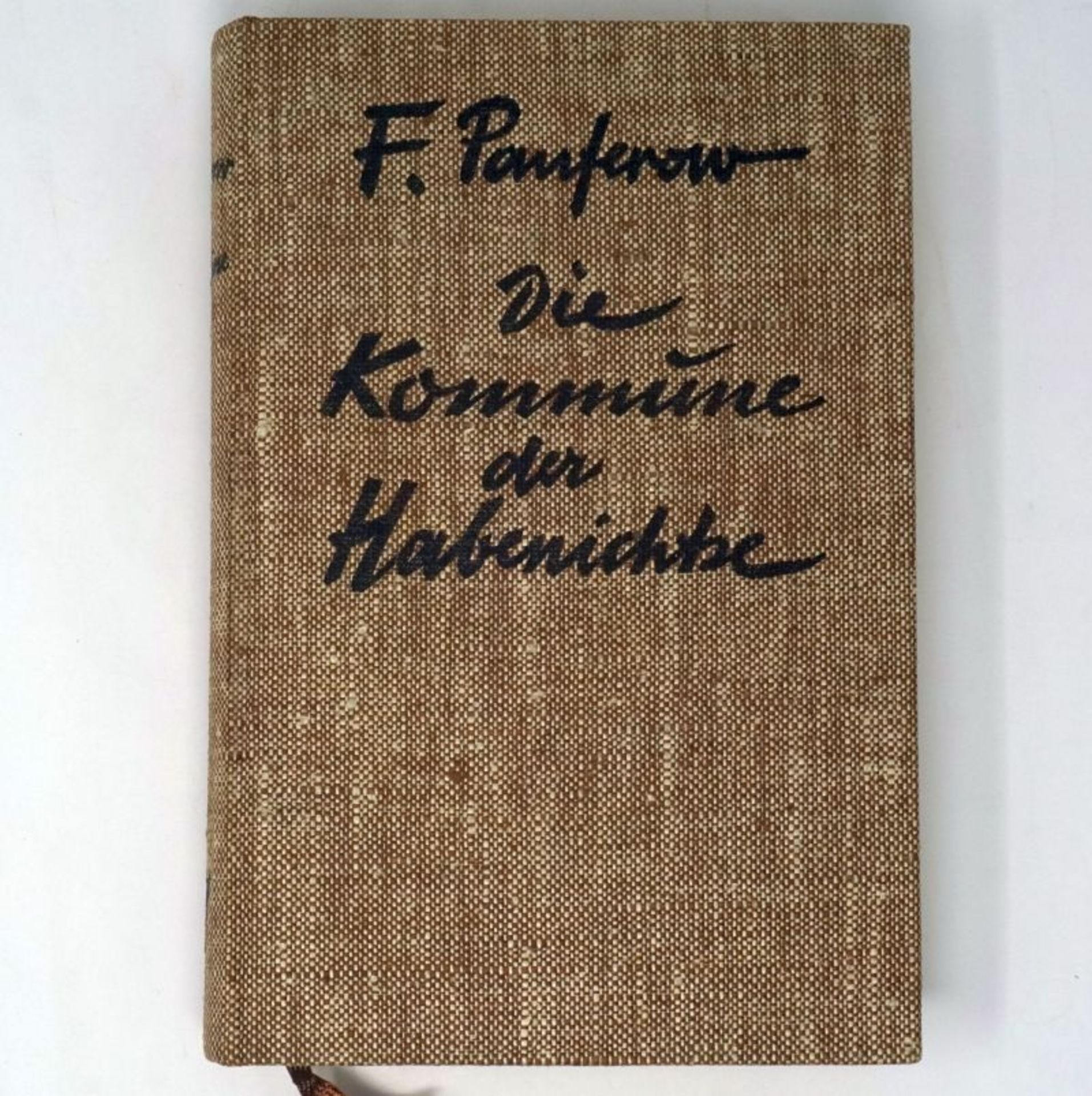 Verlag für Literatur und Politik: Konvolut von fünf Werken mit Einbänden von John Heartfie...