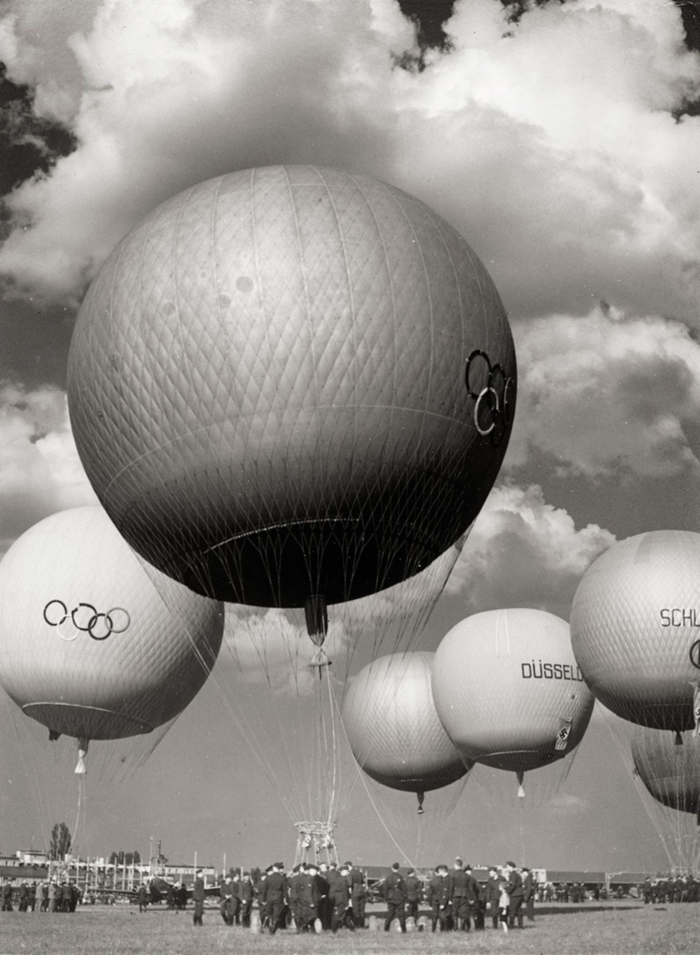 Stöcker, Alex: Great Balloon show on occasion Olympic Games