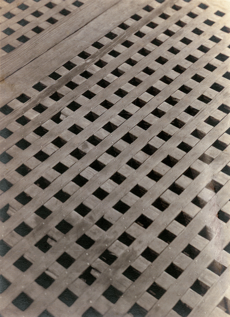 Yamawaki, Iwao: Wooden latticework