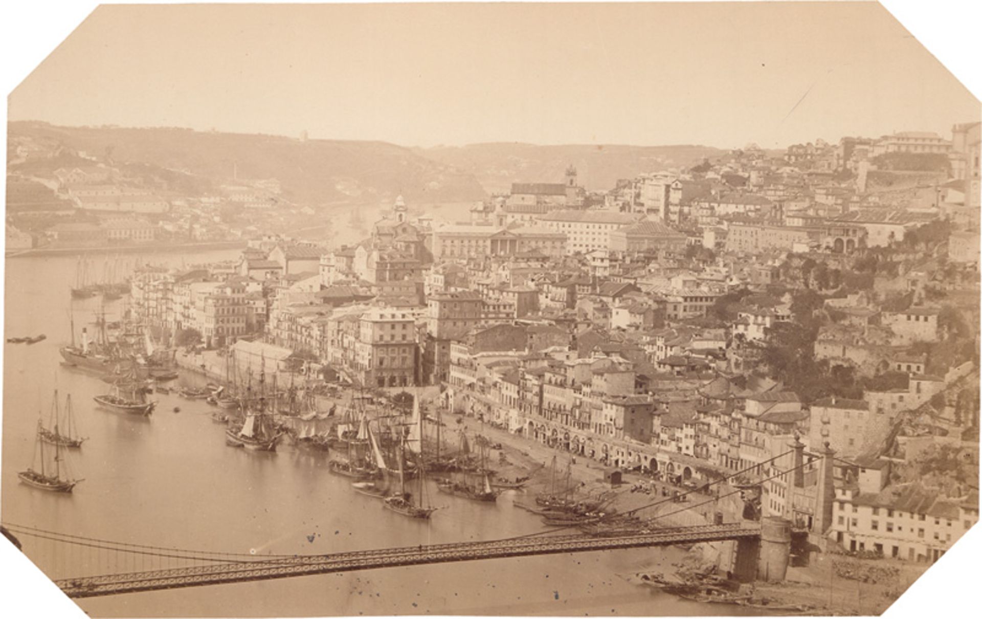 Porto: Panoramic view of Porto and Vila Nova de Gaia