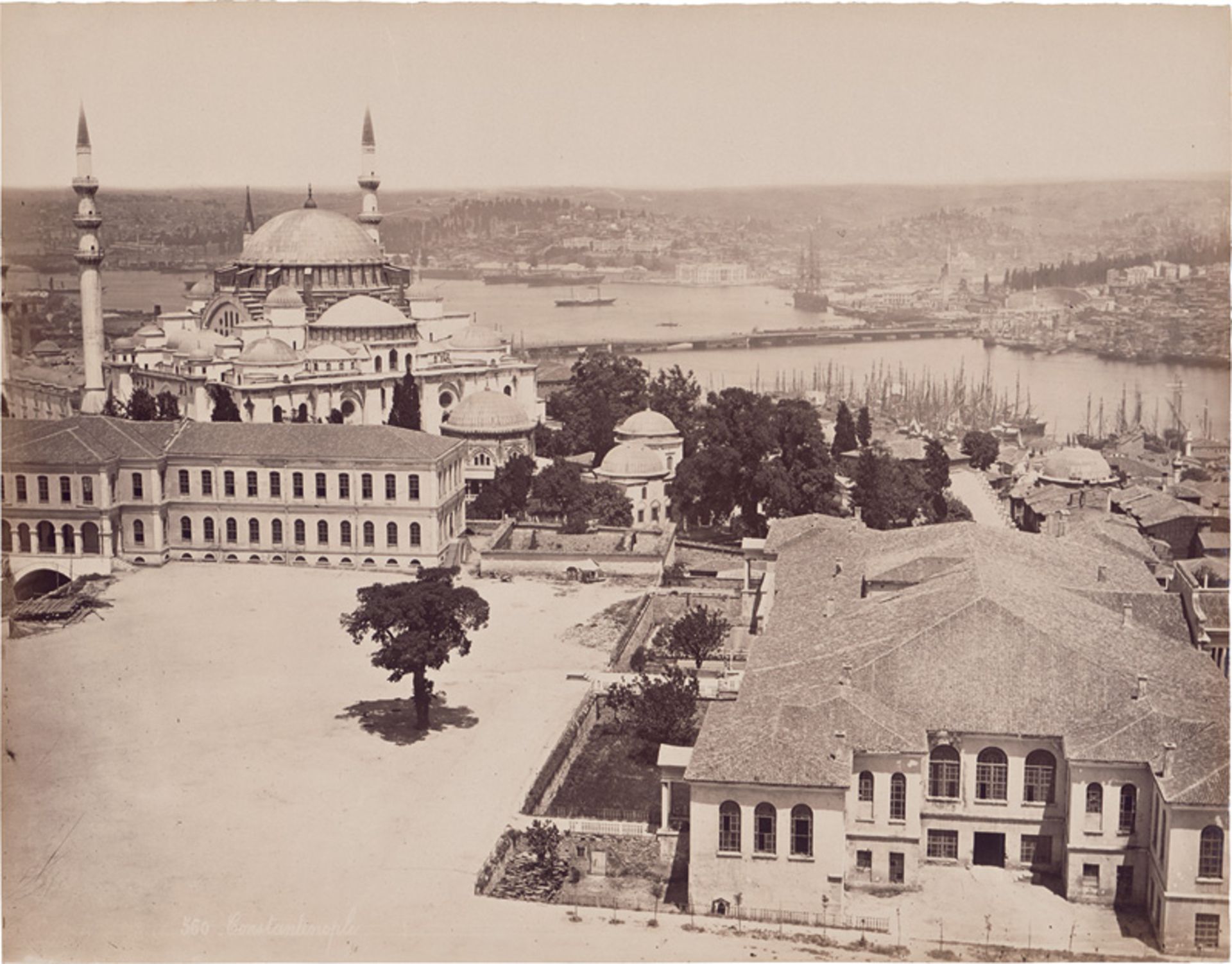 Bonfils, Félix: Panorama of Constantinople from the Fire Tower of Beyazi... - Image 2 of 7