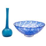 An American art glass bowl of footed circular form decorated with an encircling matrix of blue