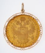 Austrian gold Ducat 1915 restrike, mounted as a pendant in openwork setting, diameter 40 mm,