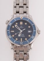 Omega James Bond Seamaster a gentleman's stainless steel wristwatch the wavy-line blue dial signed