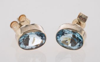 Aquamarine stud earrings in 9ct gold