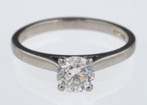 Solitaire diamond ring, brilliant-cut diamond single-stone ring,