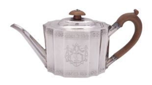 A George III silver tea pot by Joseph Scammell, London 1790,