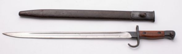 An original WWI First World War era 1907 pattern SMLE / Lee Enfield sword bayonet.