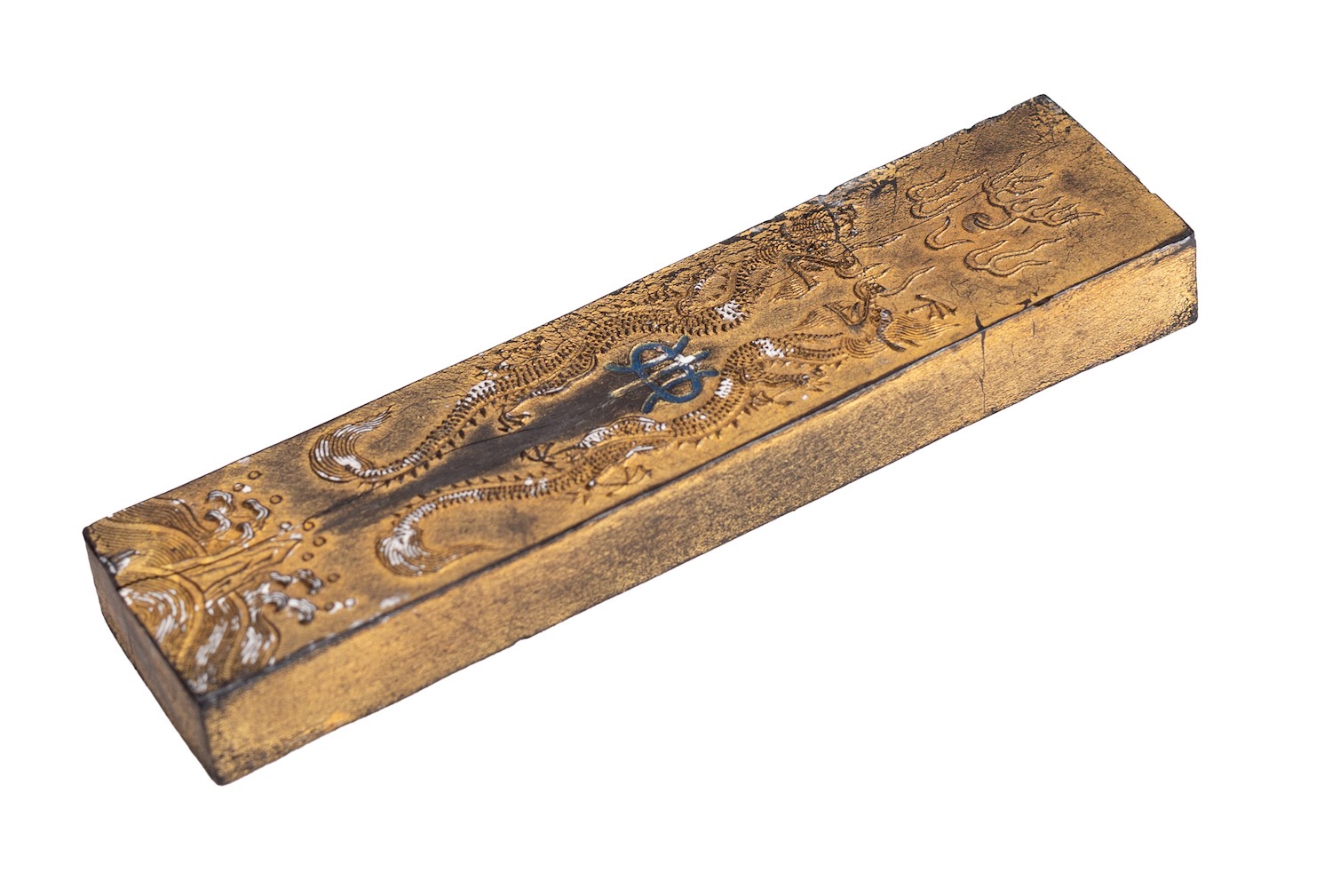 A Chinese ink stick, Qing Dynasty carved with opposing dragons chasing a flaming pearl, - Image 4 of 5