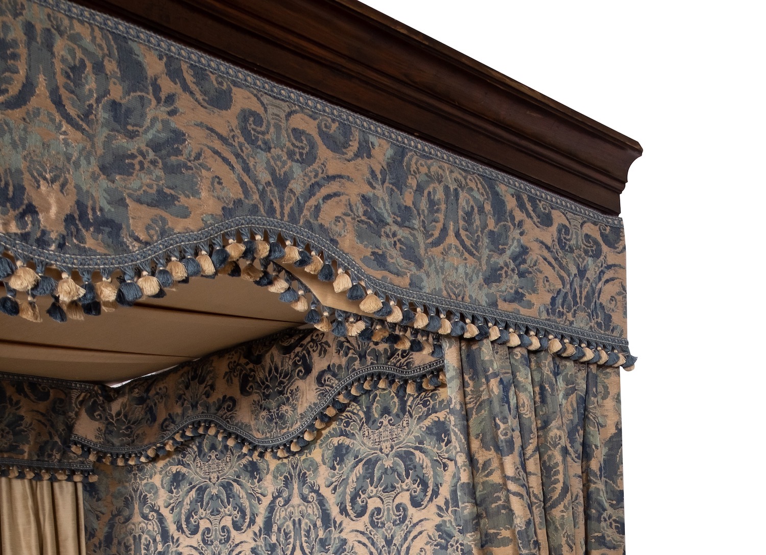 A mahogany and fabric adorned four-post bed, - Image 3 of 3