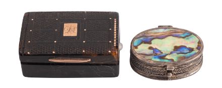 A tortoiseshell and yellow metal mounted snuff box,