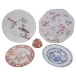 A small mixed lot of Chinese ceramics including a famille verte saucer dish enamelled with a bird