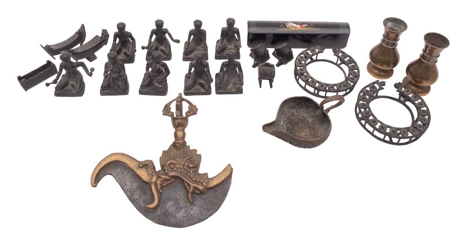 A group of miscellaneous Oriental bronze and other metalware objects [approx 15].