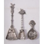 Three Dutch silver caddy spoons, with em