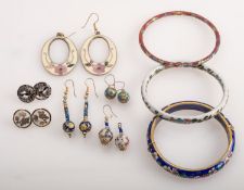 A group of enamel cloisonné jewellery,