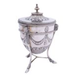 An Edward VII silver tea caddy by Goldsmiths & Silversmiths Co.