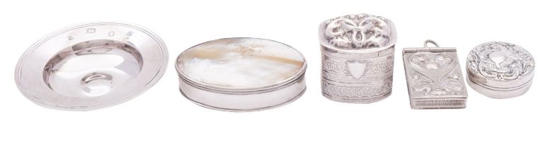 A group of items comprising: a silver and mother of pearl oval snuff box, unmarked,
