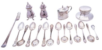 A group of silver items comprising: a pair of cased pepperettes by Francis Howard Ltd Sheffield