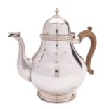 A George V silver baluster tea pot by F.C.