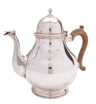 A George V silver baluster tea pot by F.C.