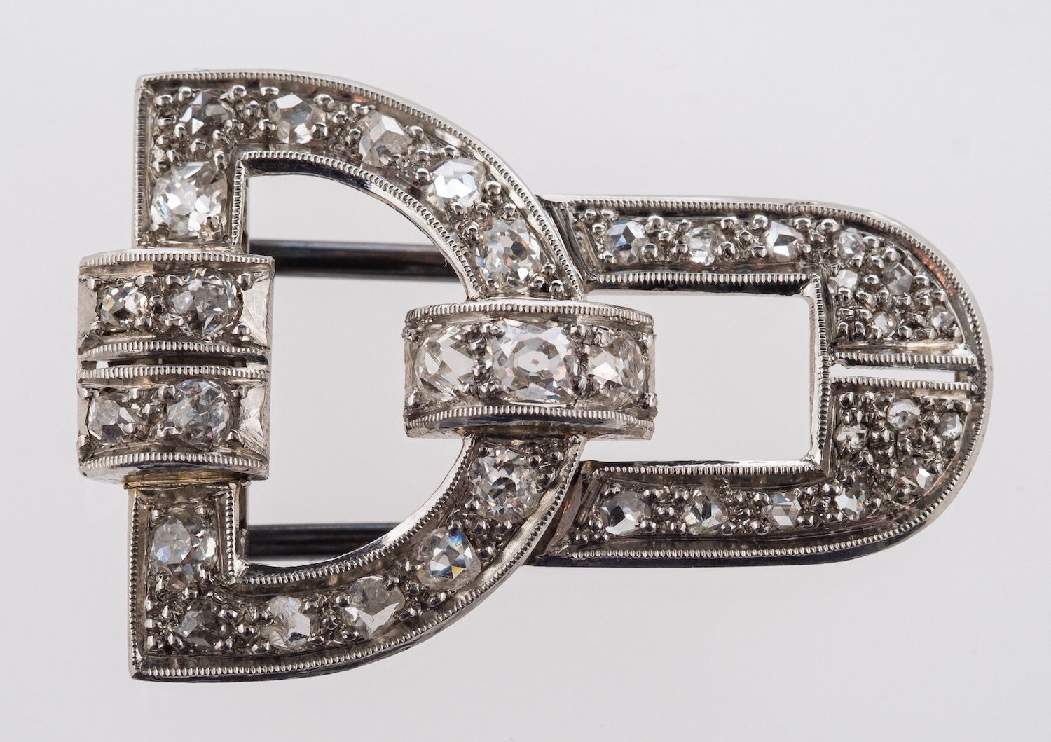 An Art Deco diamond clip, - Image 2 of 2