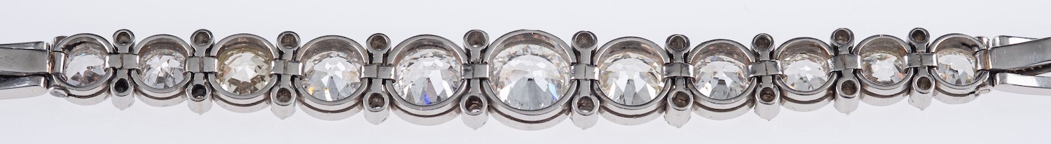 An Art Deco diamond bracelet, - Image 5 of 8
