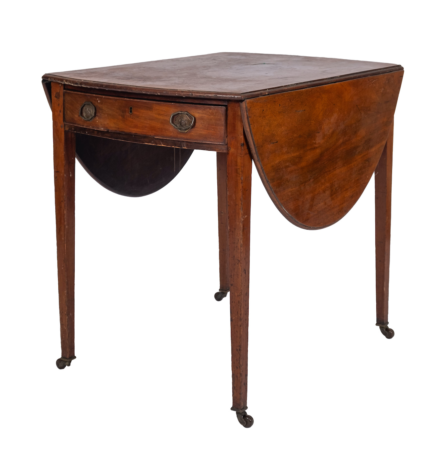 A George III mahogany Pembroke table, la