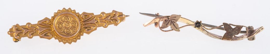 Two 9ct yellow gold brooches, one an orn