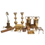 A small quantity of domestic brassware,