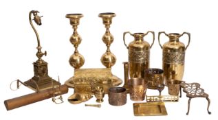 A small quantity of domestic brassware,
