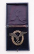 A WWII Luftwaffe Pilot/Observer Qualification Badge, maker C E Juncker,