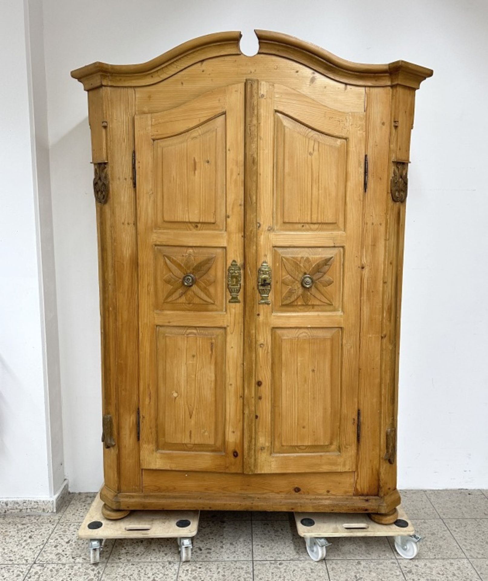 Wäscheschrank