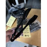 Lot de 24 Pinces noires en plastiques