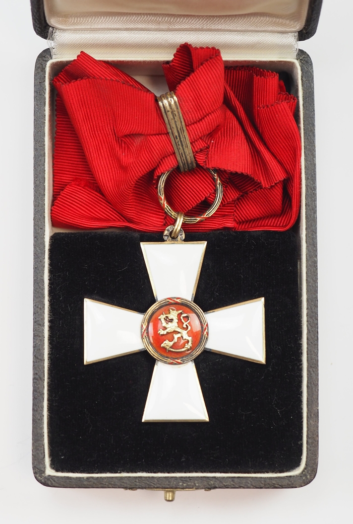 Finnland: Orden des finnischen Löwen, Komtur Kreuz, im Etui.