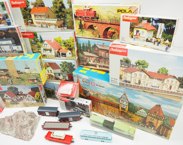 Vollmer / Auhagen / Kibri: Gebäude Bausätze für H0 Eisenbahn - original verpackt. - Bild 3 aus 3