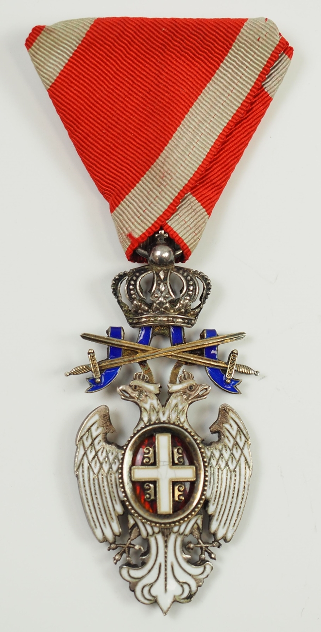 Serbien: Orden des Weißen Adler, 2. Modell (1903-1941), 5. Klasse mit Schwertern.