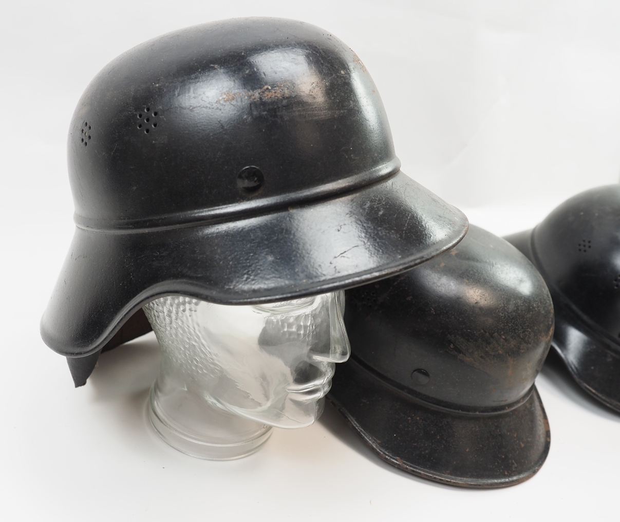 Luftschutz: Gladiator Helm - 3 Exemplare. - Image 3 of 4