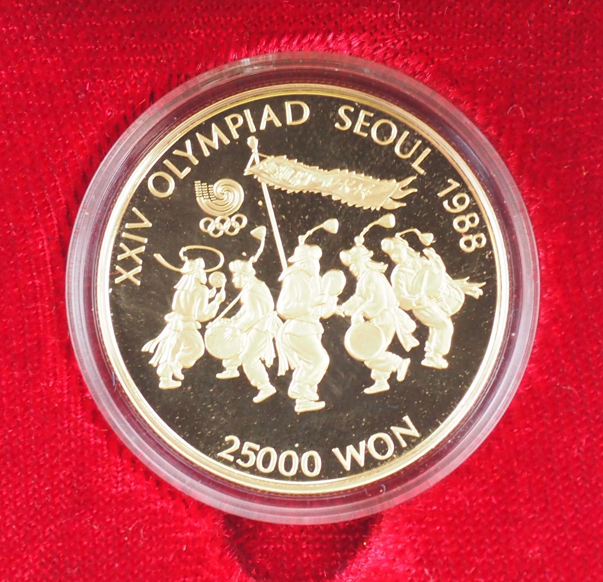 Süd-Korea: GOLD Münze XXIV Olympiade 1988 - Tanzende Bauern. - Image 2 of 4